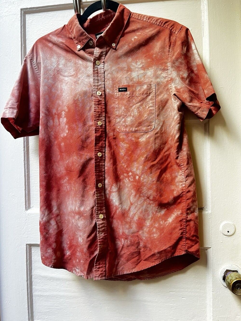 Rvca Mens Shirt Small Tie Dye Red Acid Wash Skate Grunge Summer Outdoors Casual